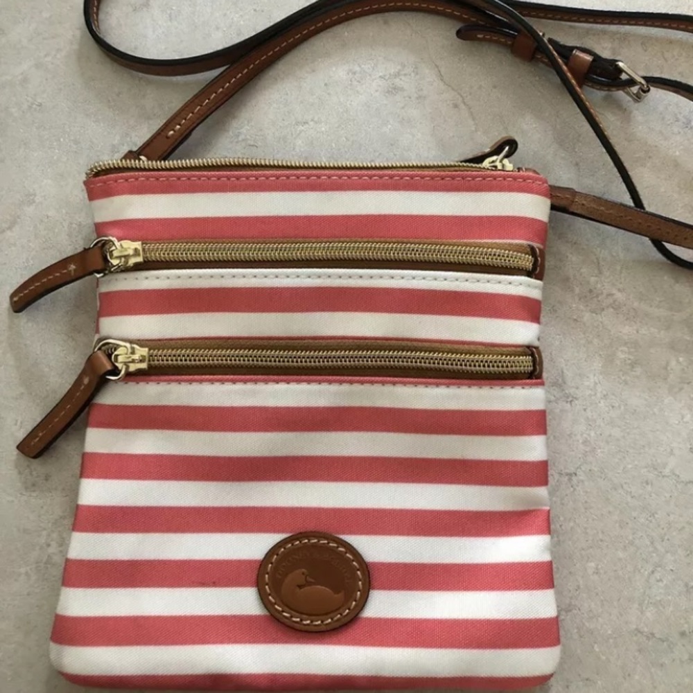 dooney & bourke crossbody